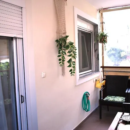 Penny's Luxury Apartment